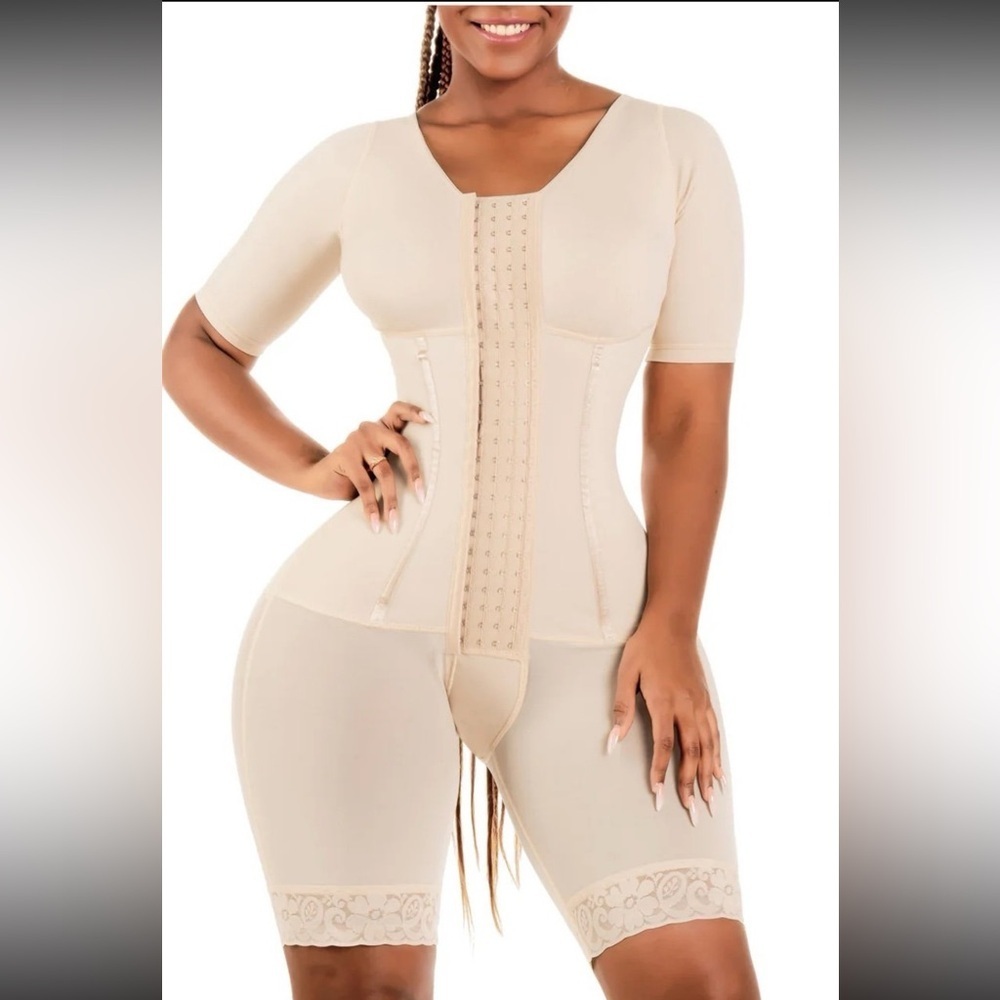 Full body bodysuit shaper 
(Bling 938BF)